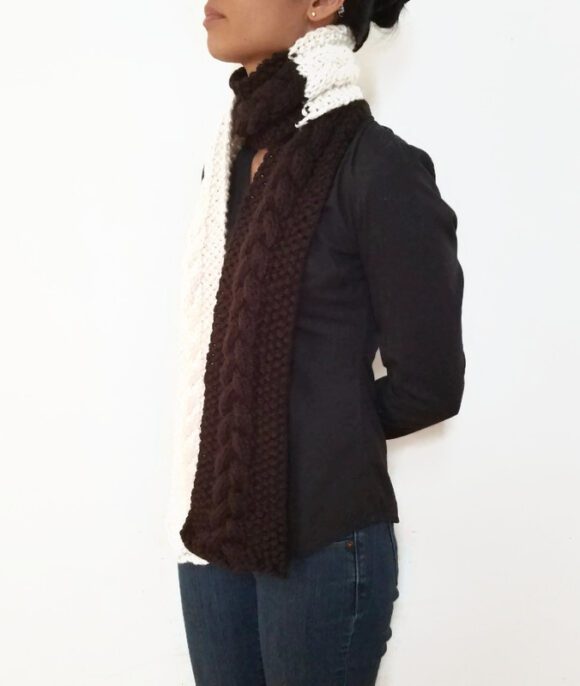 Vone Kevitz Off White/Espresso Cable Scarf