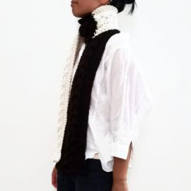 Vone Kevitz Off White/Espresso Cable Scarf