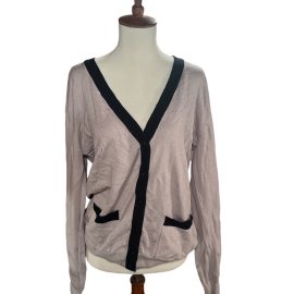 Melrose-Chic-Womens-Gray-and-Black-Buttoned-Cardigan