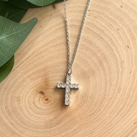 Silver Cross Necklace with hypoallergenic and anti-tarnish design, elegant Christian jewelry for women, perfect for gifting or everyday wear.