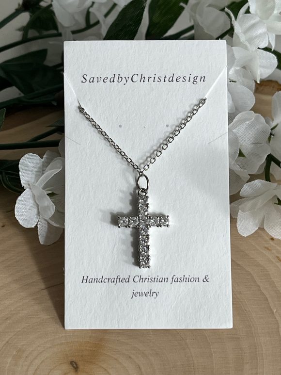 Silver Cross Necklace with hypoallergenic and anti-tarnish design, elegant Christian jewelry for women, perfect for gifting or everyday wear.