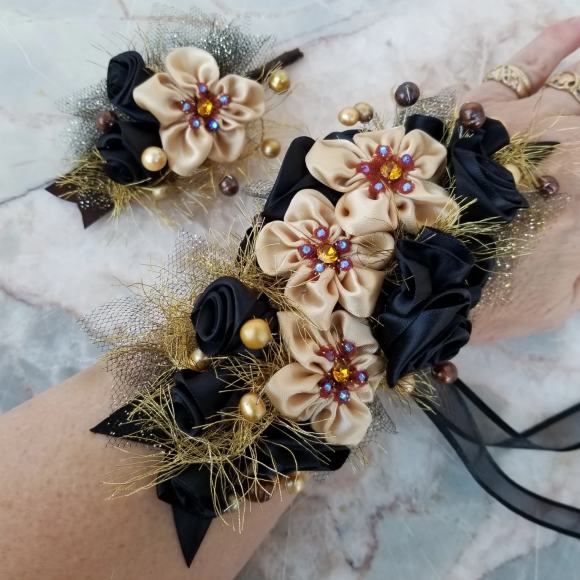 Prom 2024 Hoco, Wedding - Exquisite Wrist Corsage Boutonniere - Champagne Black Gold Topaz Bling and Glam - Event fashion jewelry gift