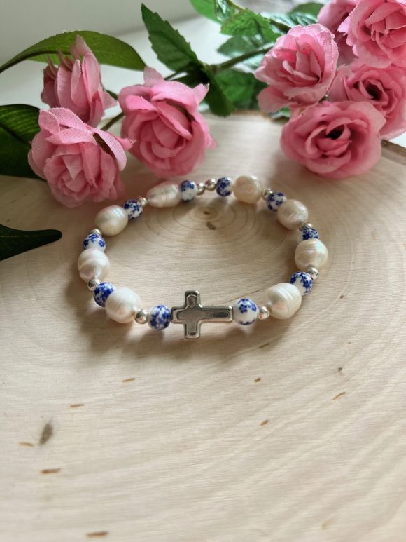 Handmade silver cross bracelet with floral beads and freshwater pearls – Christian jewelry gift for women