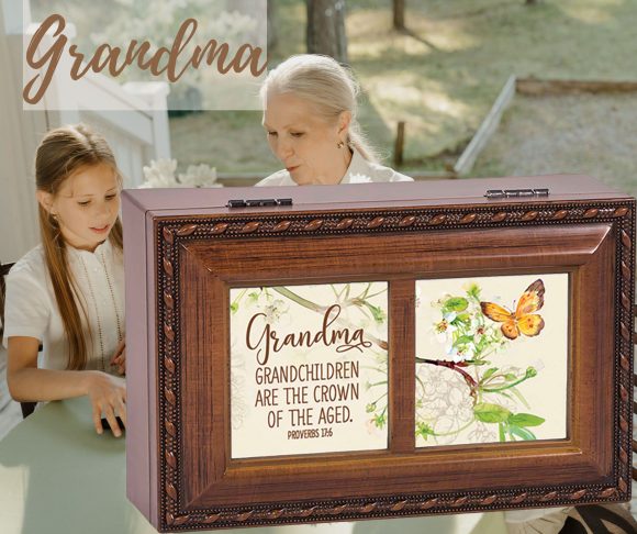 MUSIC BOX PETITE GRANDMA PROVERBS 17:6 - Image 2
